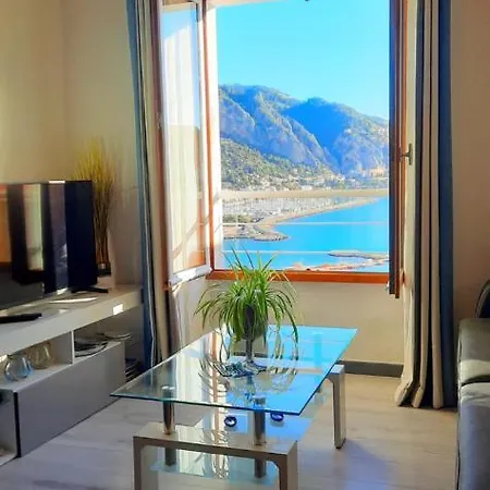 Menton, Centre Historique, Vue Mer Exterior photo